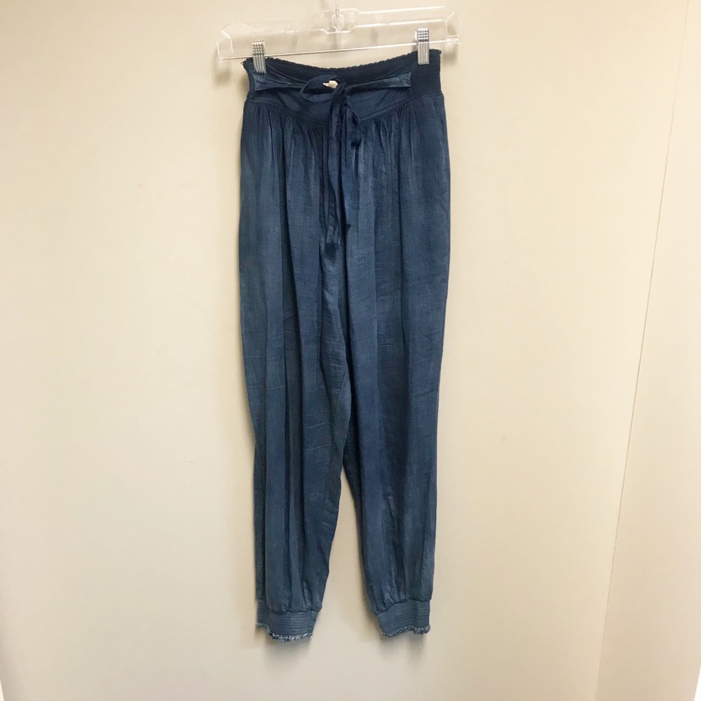 LA VIE Chambray Joggers SZ M